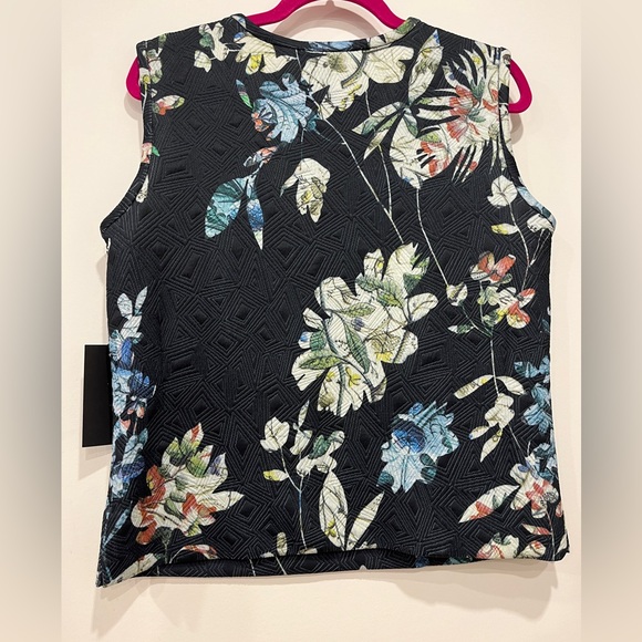 2 for 30 Mario Serrani Sleeveless M NWT - Picture 2 of 3